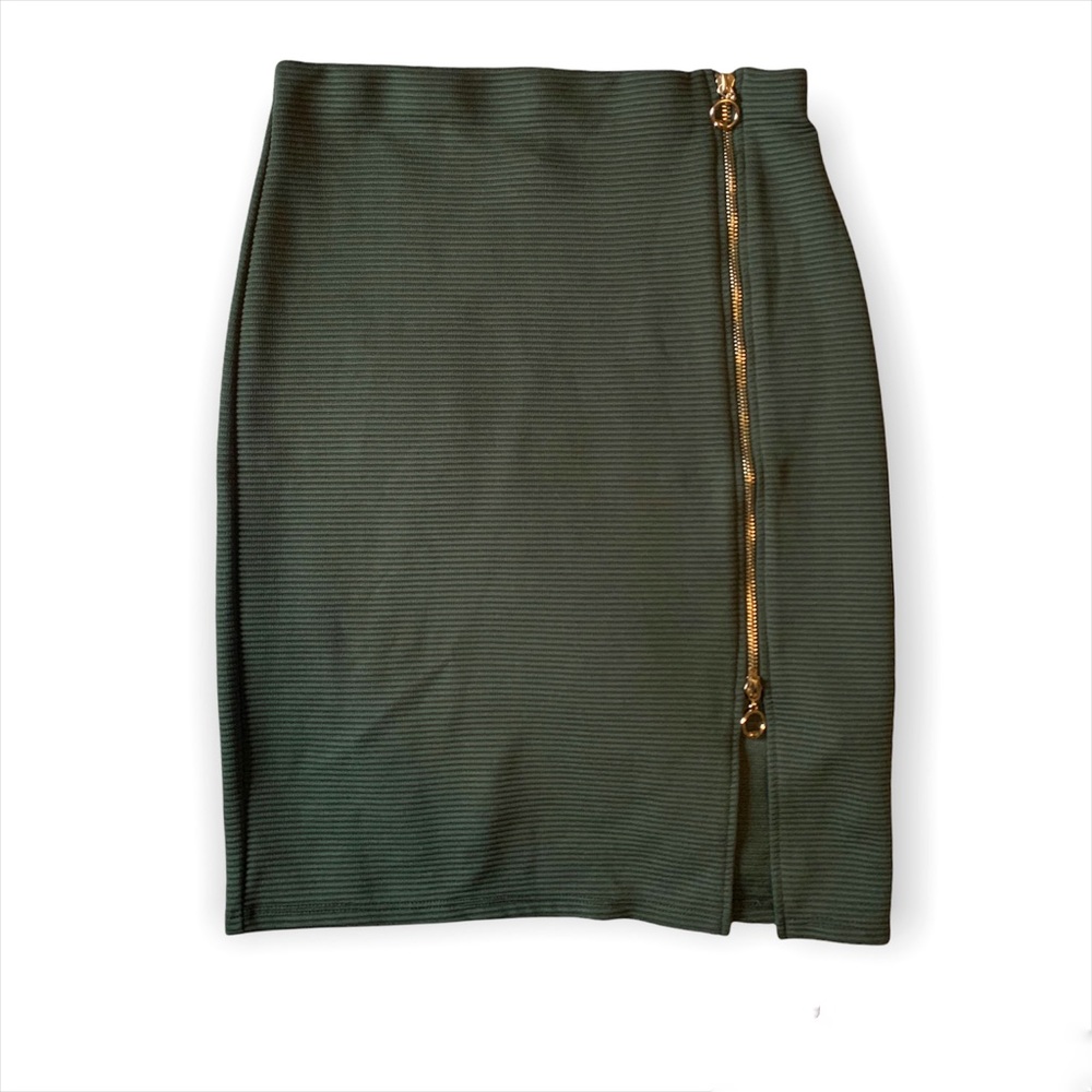 🐍 Green & Gold Pencil Skirt